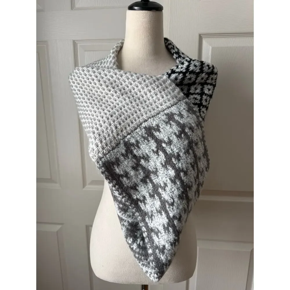 J. Jill Gray White Chunky Knit Infinity Scarf